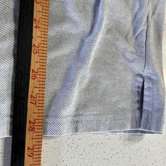 Under Armour Vintage Style Bears Loose Long Sleeve Ring Neck T Mens XL - Picture 6 of 7